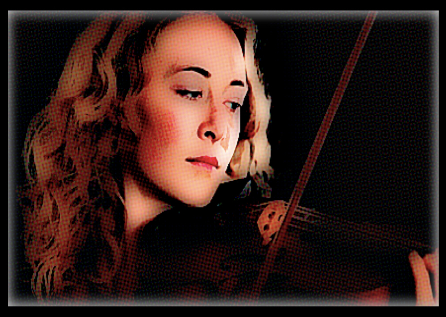 violinist Laurel Thomsen