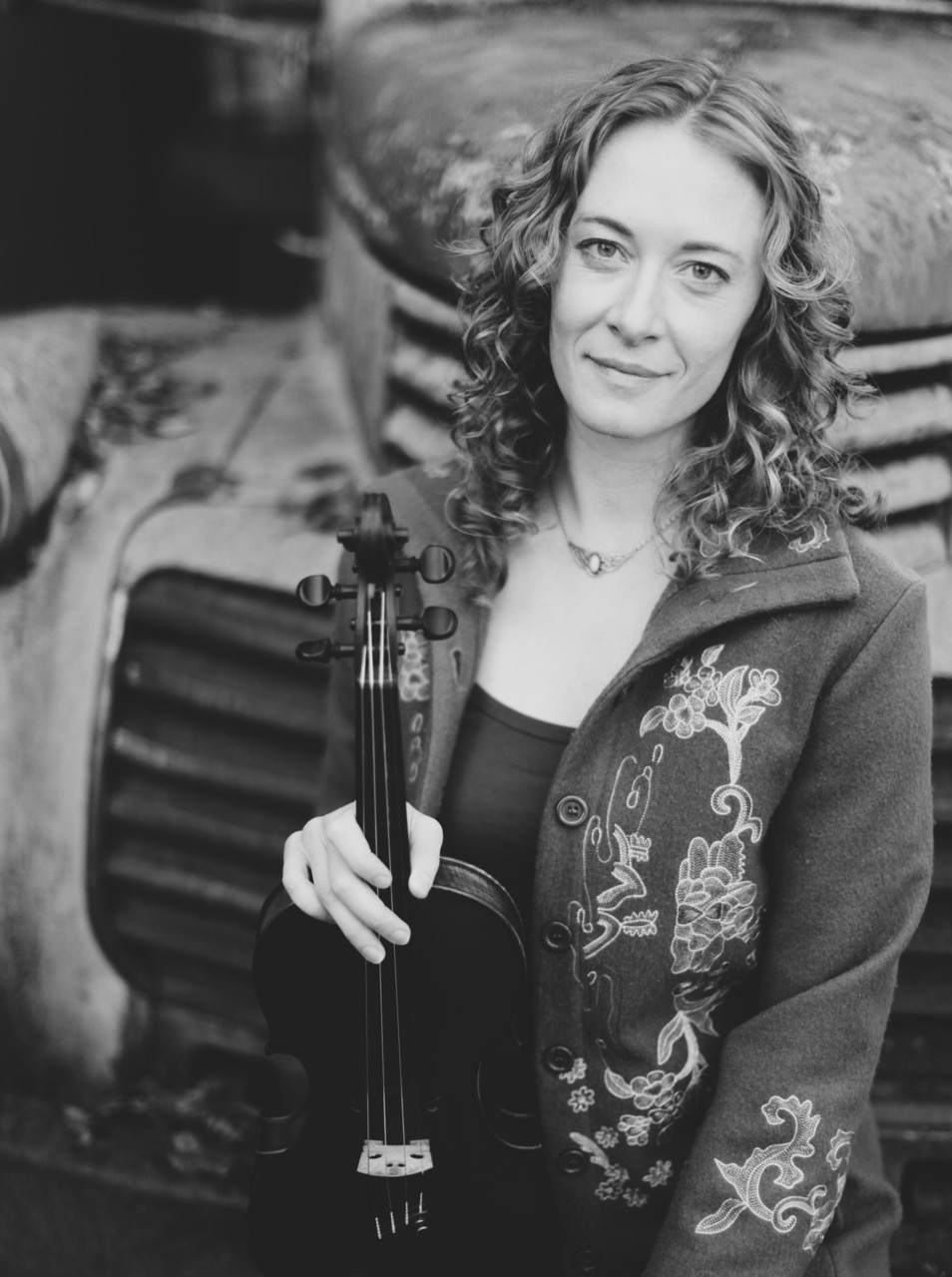 violinist Laurel Thomsen